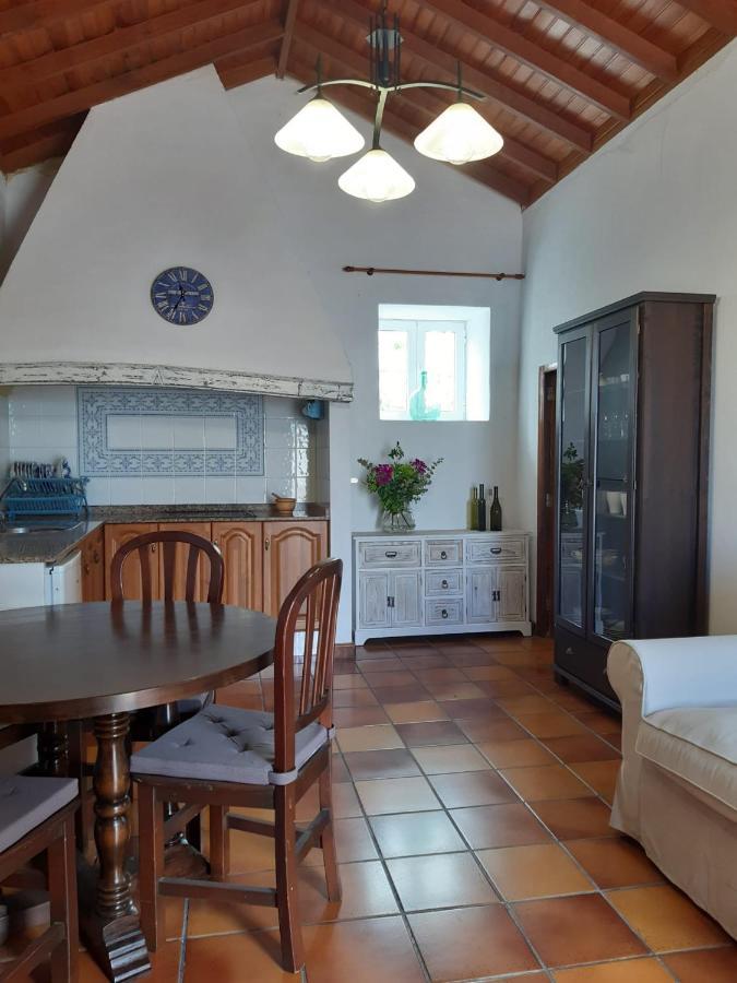 Casa Rural Los Dragos ฟูเอนกาลิเอนเต เด ลา ปาลมา ภายนอก รูปภาพ